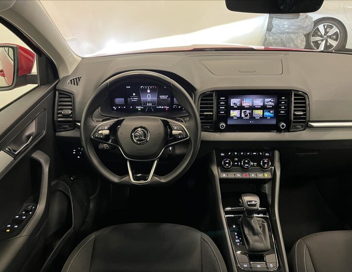 Škoda Karoq SUV 1,5 l 110 kw