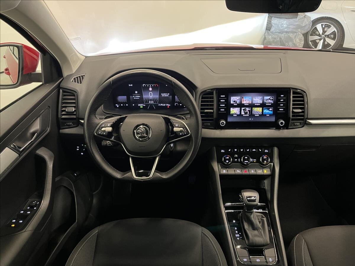 Škoda Karoq SUV 1,5 l 110 kw