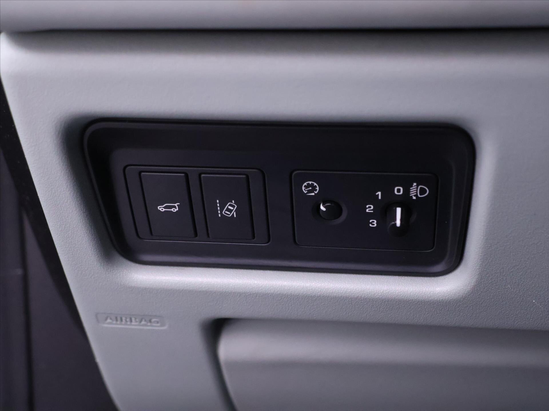 Land Rover Discovery Sport SUV 2,0 l 110 kw