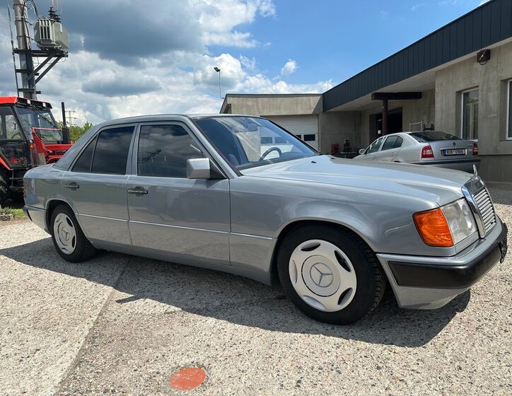 Mercedes-Benz Ostatní 2