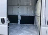 Peugeot Boxer Skříň 2,2 l 121 kw