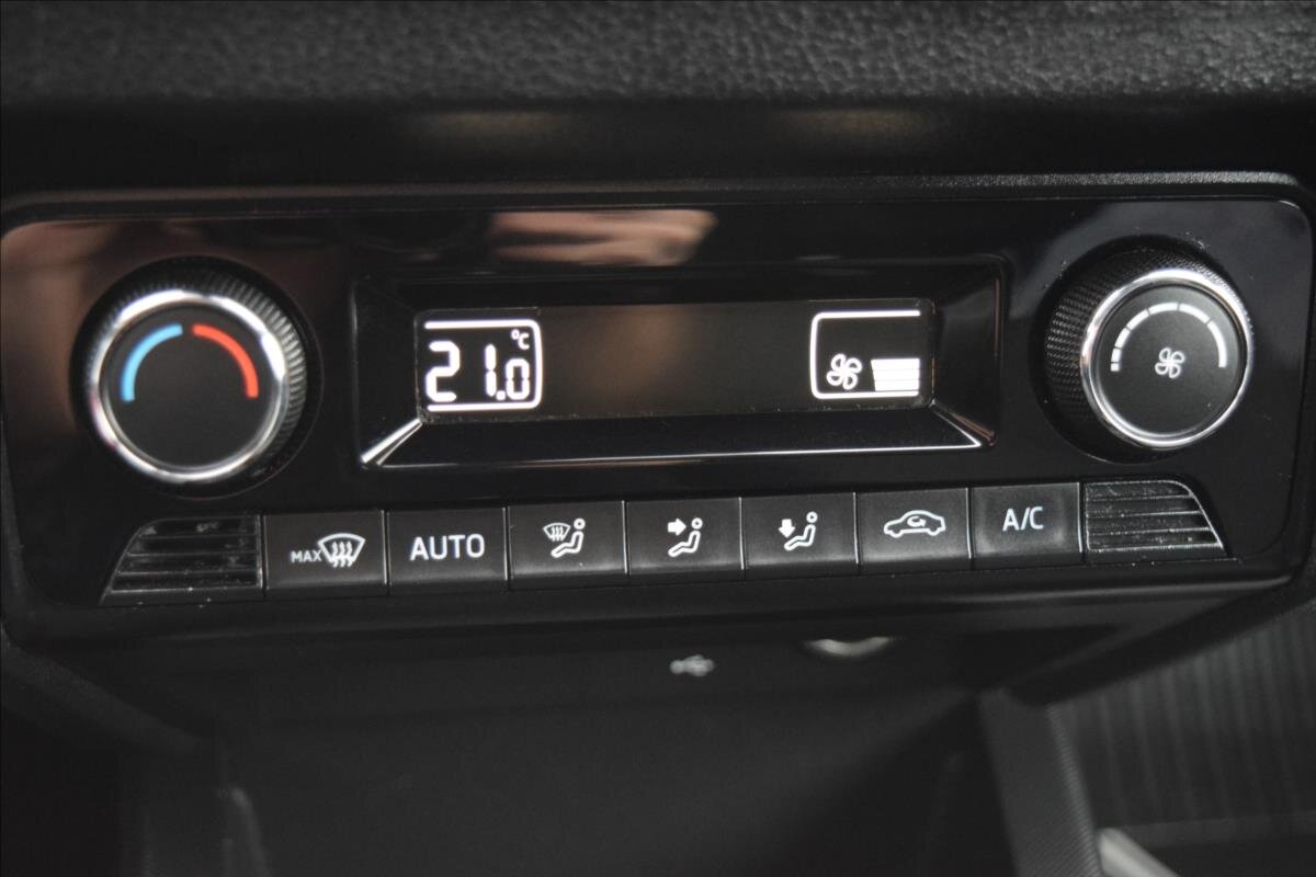 Škoda Fabia Hatchback 999,0 55 kw