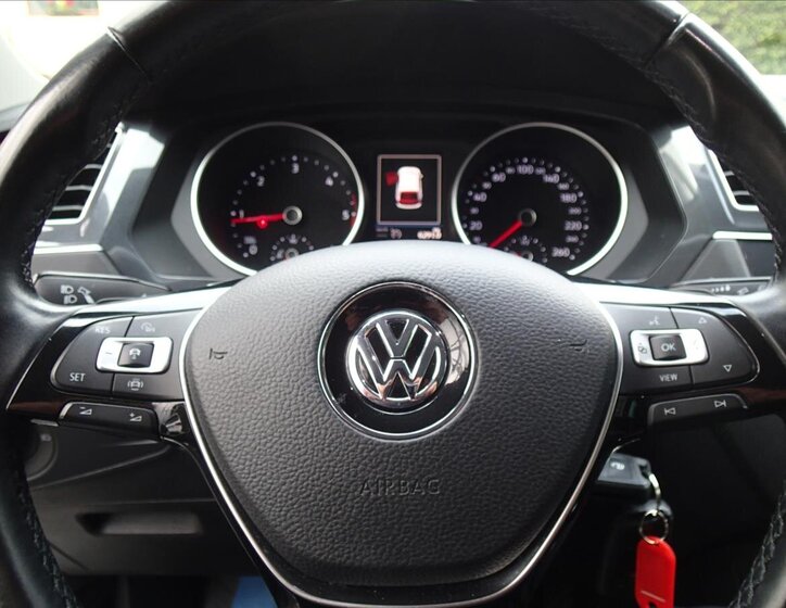 Volkswagen Tiguan SUV / Terénní 2,0 l 110 kw