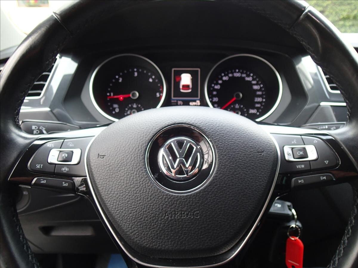 Volkswagen Tiguan SUV / Terénní 2,0 l 110 kw