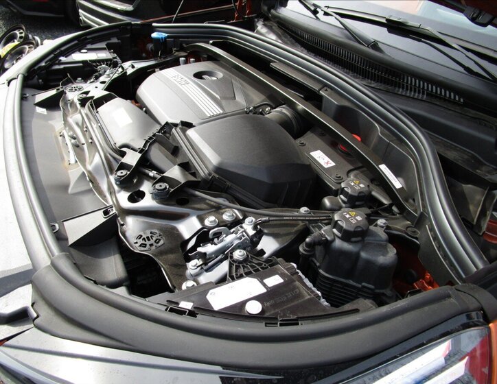 BMW X1 Kombi 1,5 l 110 kw