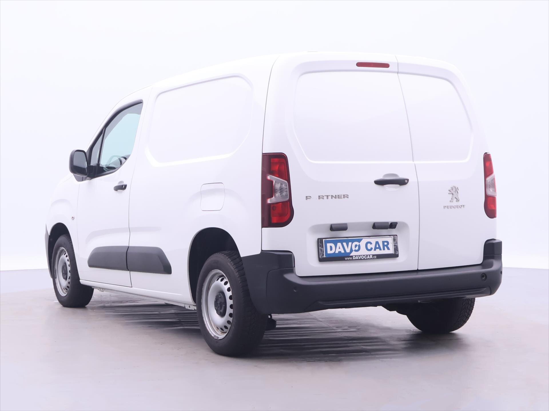 Peugeot Partner Ostatní 1,2 l 81 kw