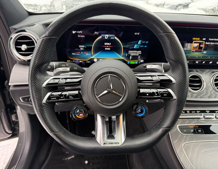 Mercedes-Benz Třídy E 16