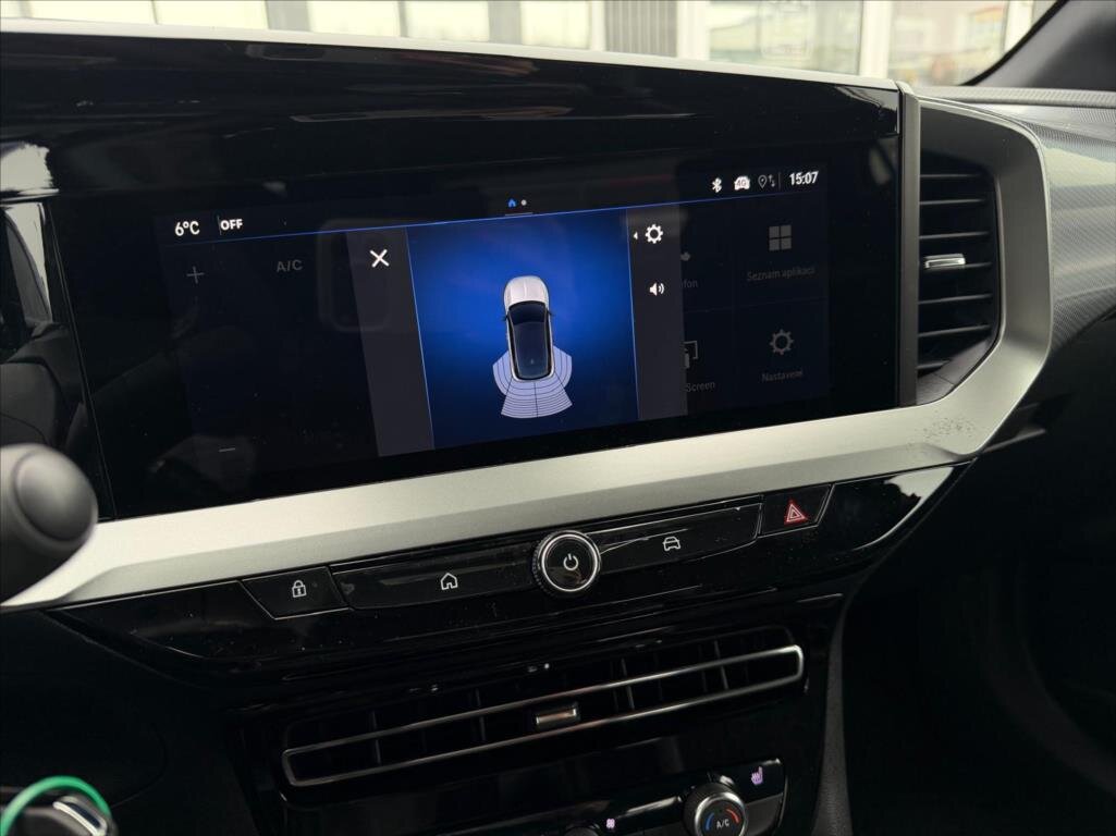 Opel Mokka SUV / Terénní 1,2 l 100 kw