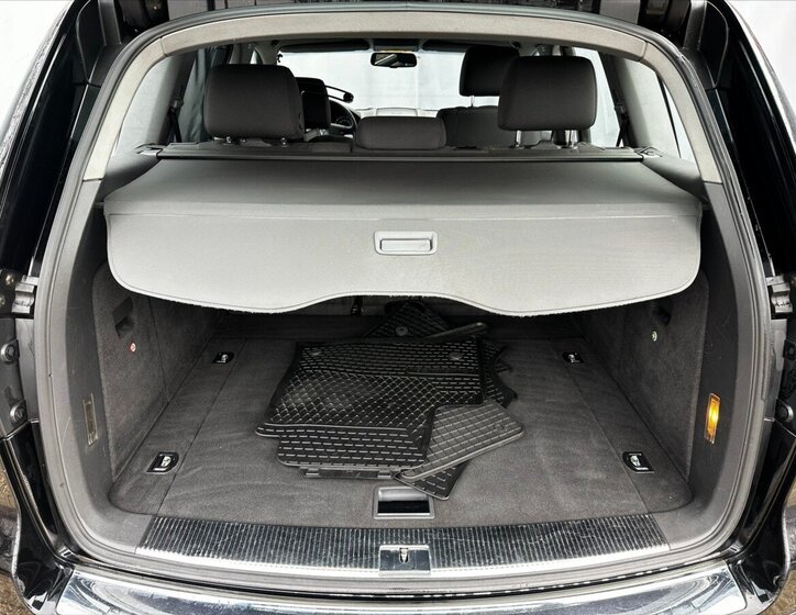 Volkswagen Touareg Kombi 3,0 l 165 kw