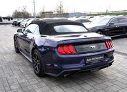 Ford Mustang 4