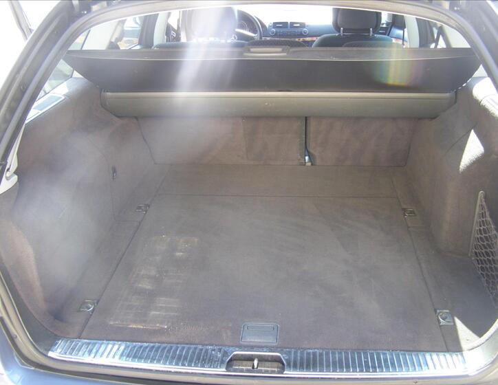 Mercedes-Benz Třídy E 19