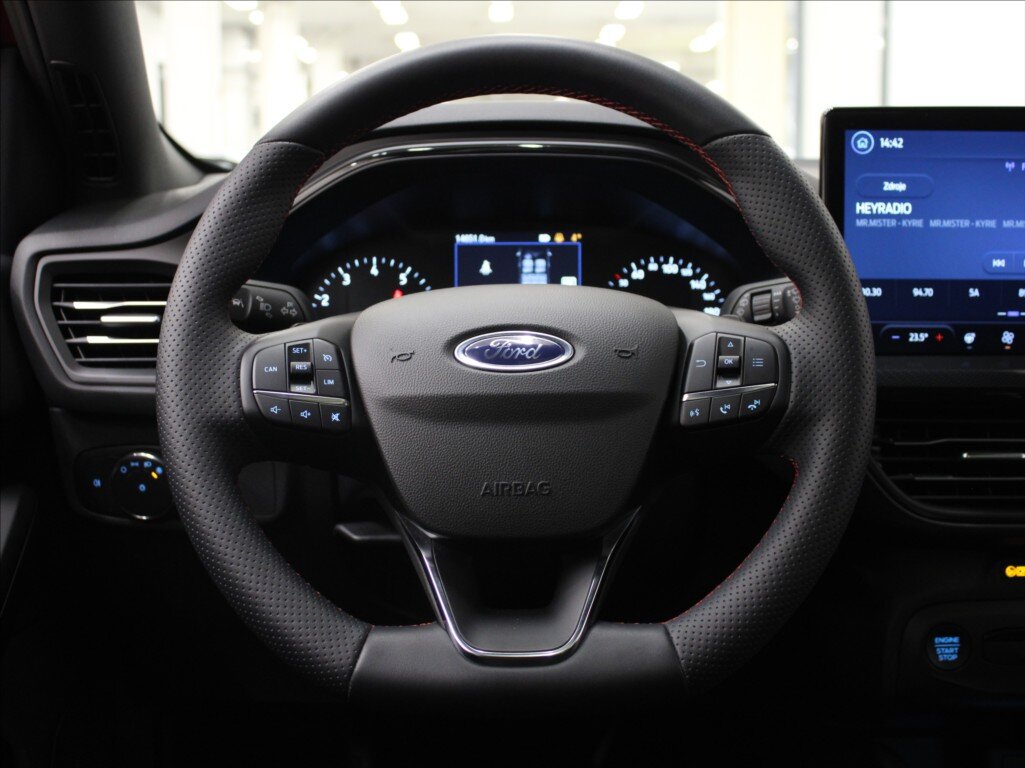 Ford Focus Kombi 999,0 114 kw