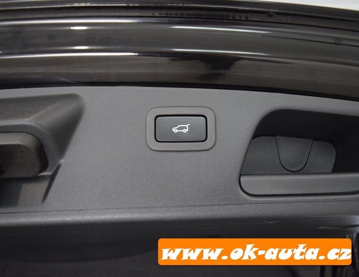 Jaguar F-Pace SUV 2,0 l 110 kw