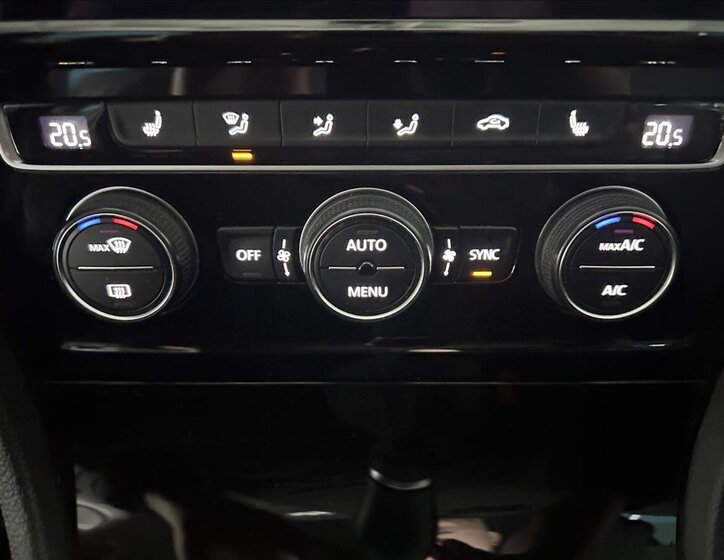 Volkswagen Golf Kombi 999,0 81 kw