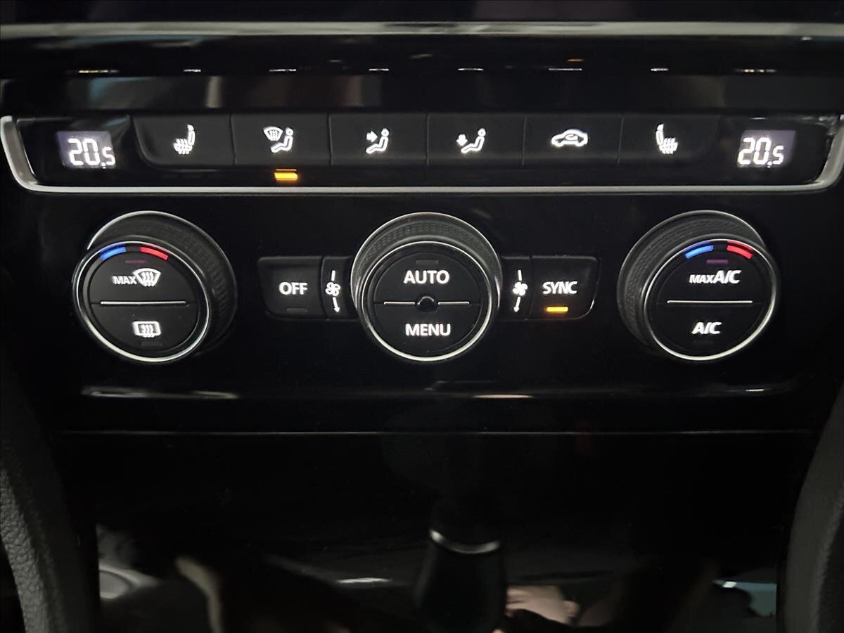 Volkswagen Golf Kombi 999,0 81 kw