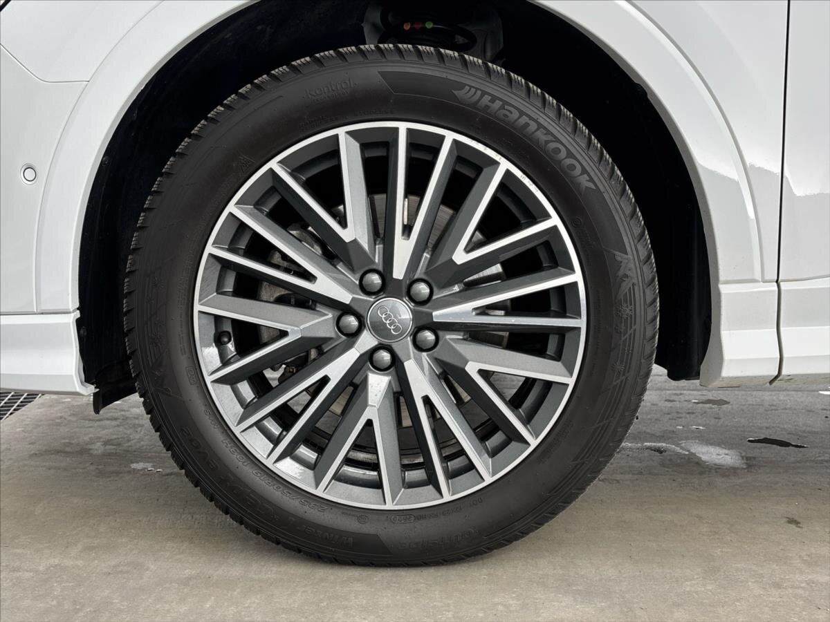 Audi Q3 SUV / Terénní 2,0 l 140 kw