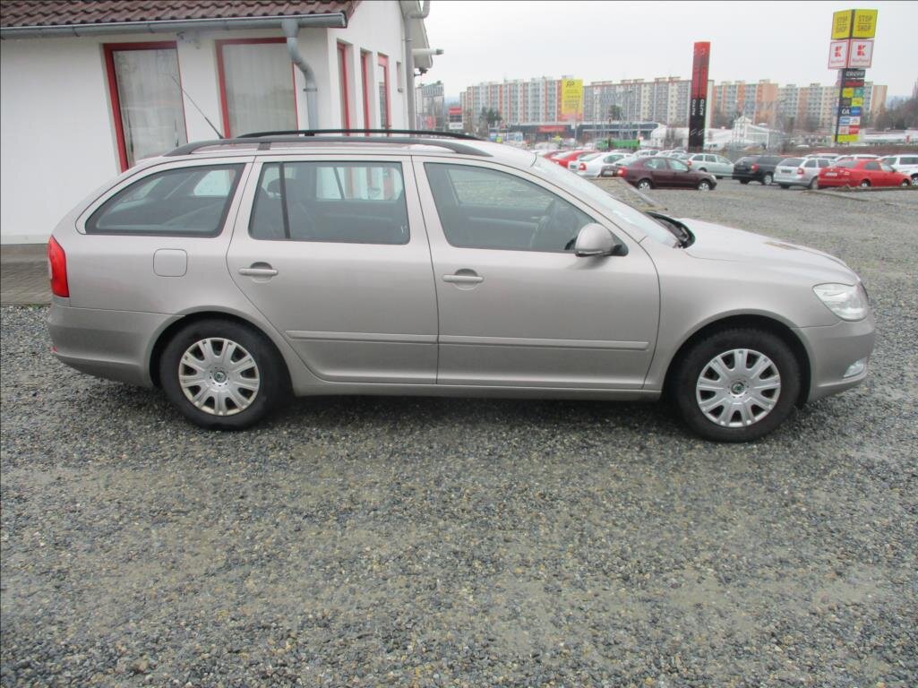 Škoda Octavia Kombi 1,6 l 77 kw