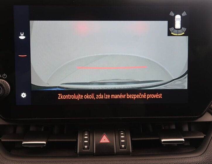 Toyota RAV4 SUV / Terénní 2,5 l 225 kw