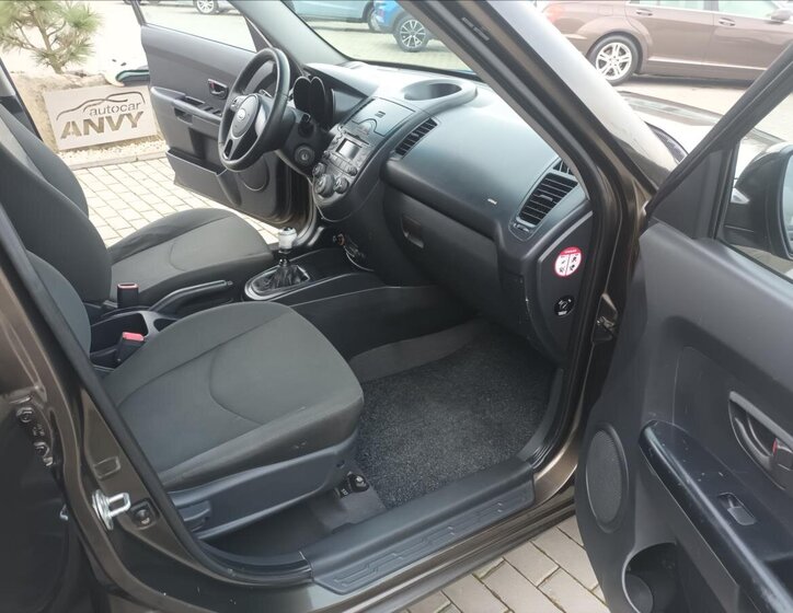 KIA Soul Hatchback 1,6 l 94 kw