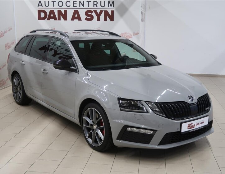 Škoda Octavia Kombi 2,0 l 180 kw