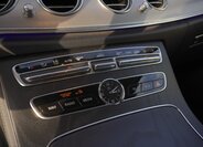 Mercedes-Benz Třídy E Sedan 2,0 l 180 kw