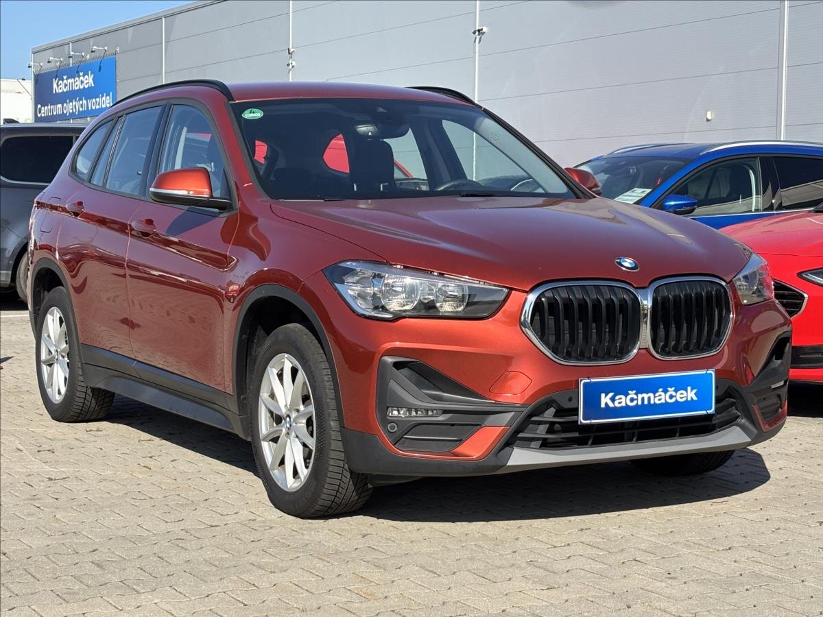 BMW X1 Kombi 1,5 l 100 kw