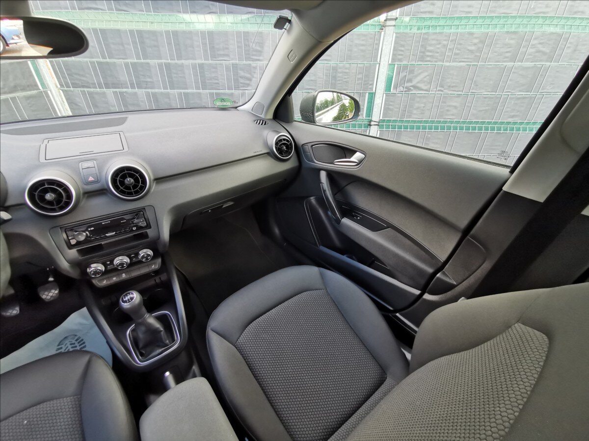 Audi A1 Hatchback 1,2 l 63 kw