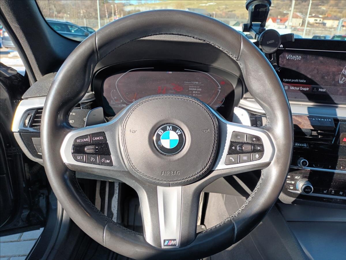 BMW Řada 5 Kombi 2,0 l 140 kw