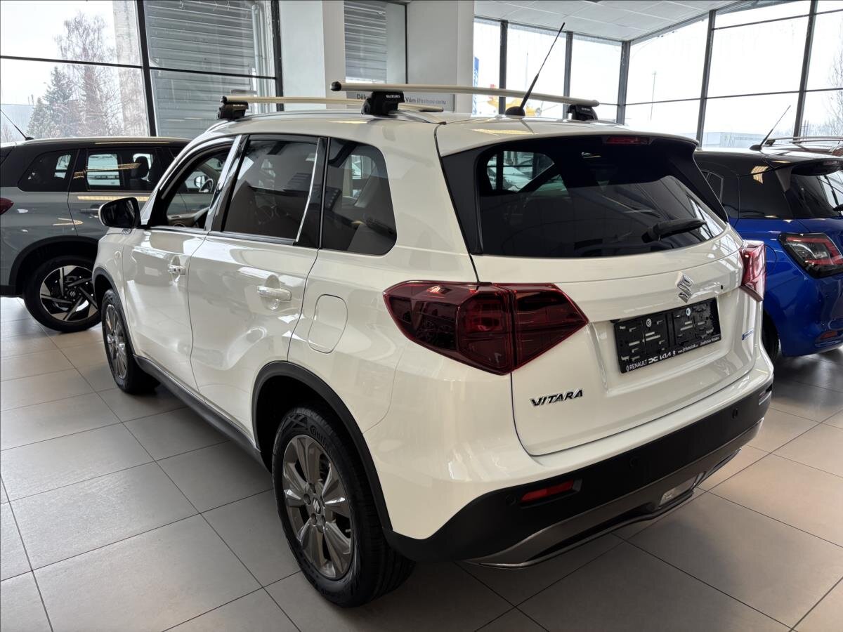 Suzuki Vitara SUV / Terénní 1,4 l 81 kw