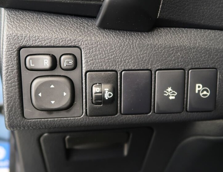 Toyota Auris Kombi 1,6 l 97 kw