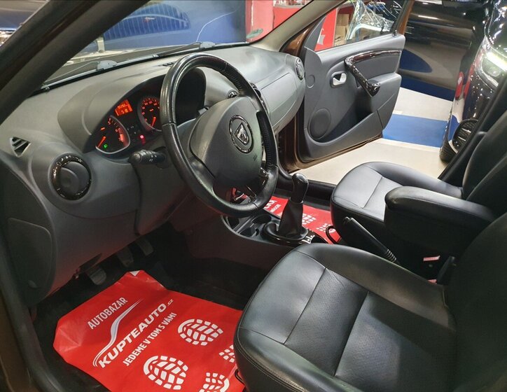 Dacia Duster SUV / Terénní 1,6 l 77 kw