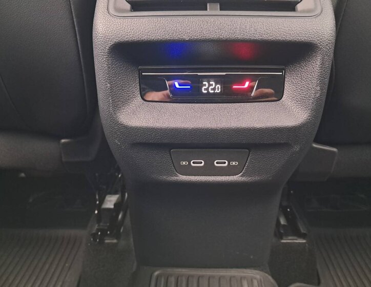 Volkswagen Tiguan SUV / Terénní 2,0 l 142 kw