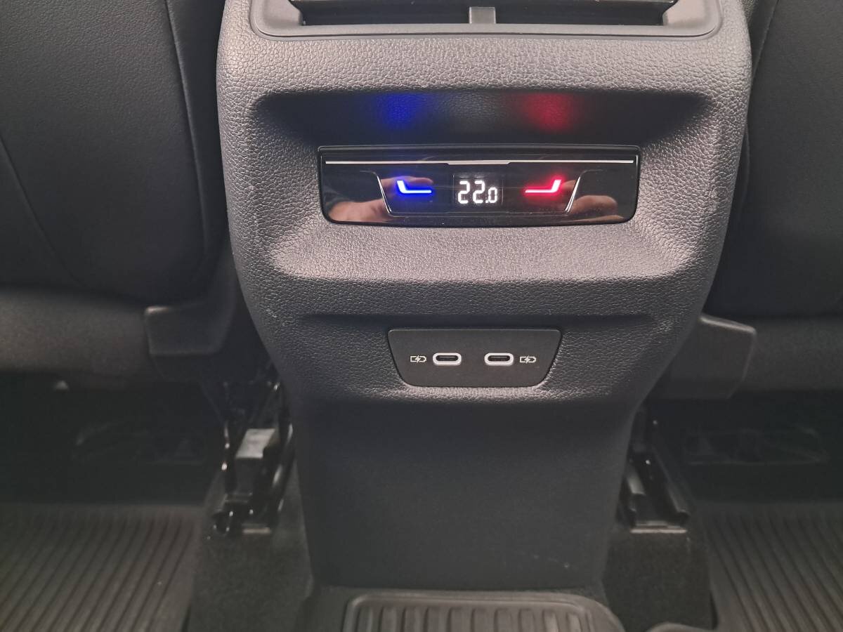 Volkswagen Tiguan SUV / Terénní 2,0 l 142 kw