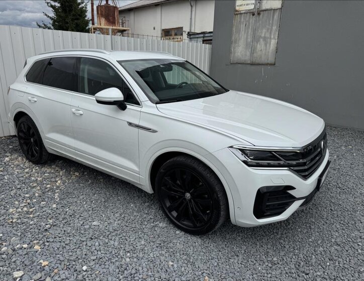 Volkswagen Touareg Kombi 3,0 l 210 kw