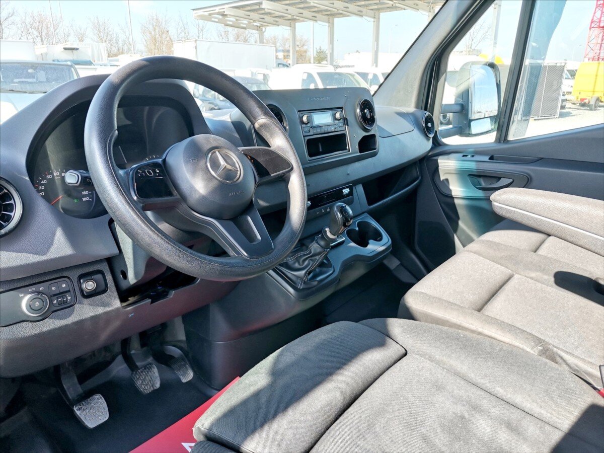 Mercedes-Benz Sprinter Valník 3,0 l 140 kw