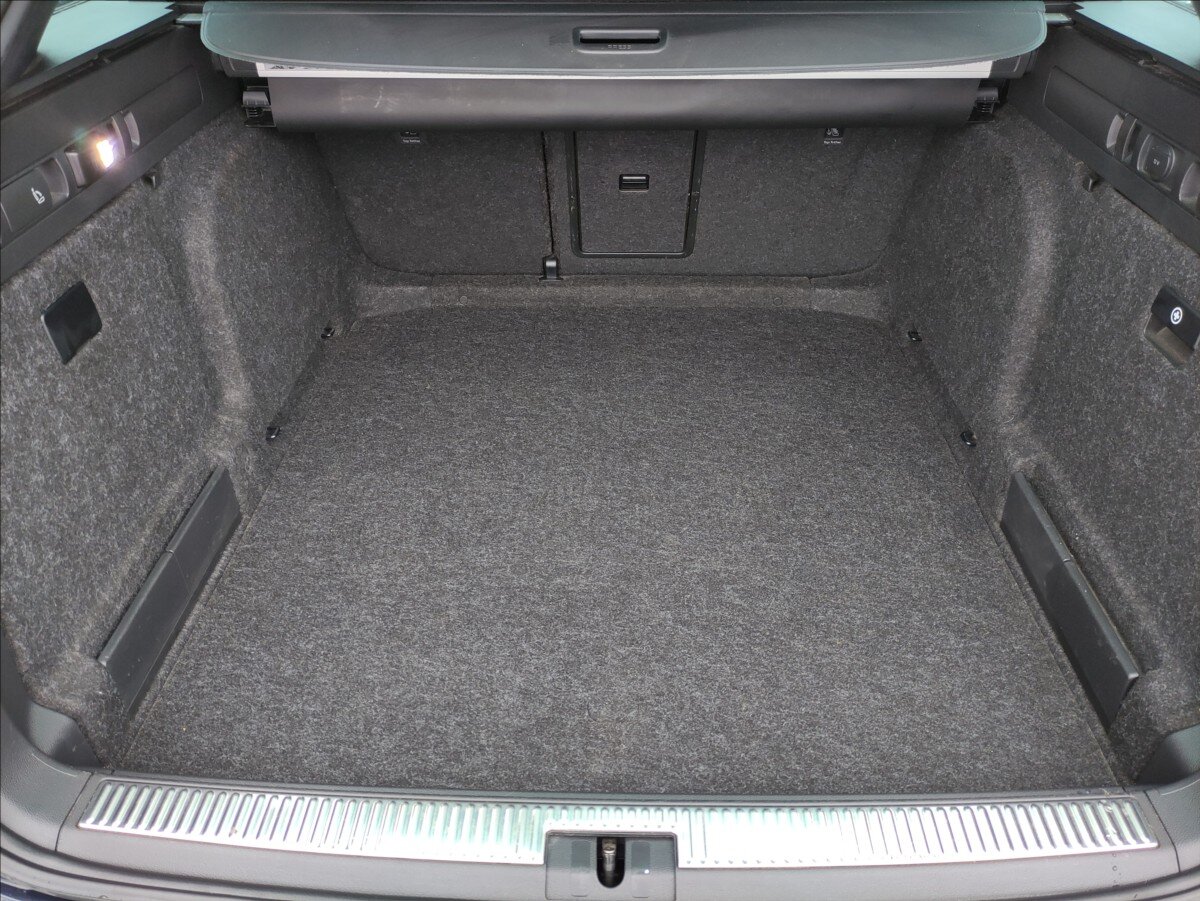 Škoda Superb Kombi 2,0 l 140 kw