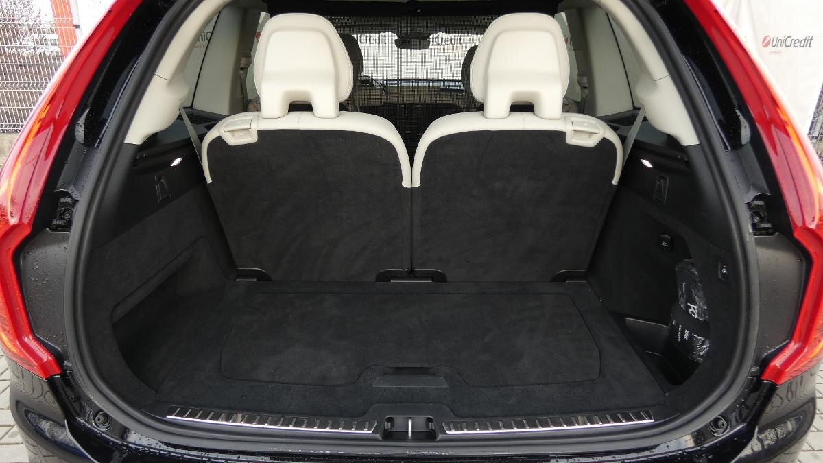 Volvo XC90 SUV / Terénní 2,0 l 173 kw