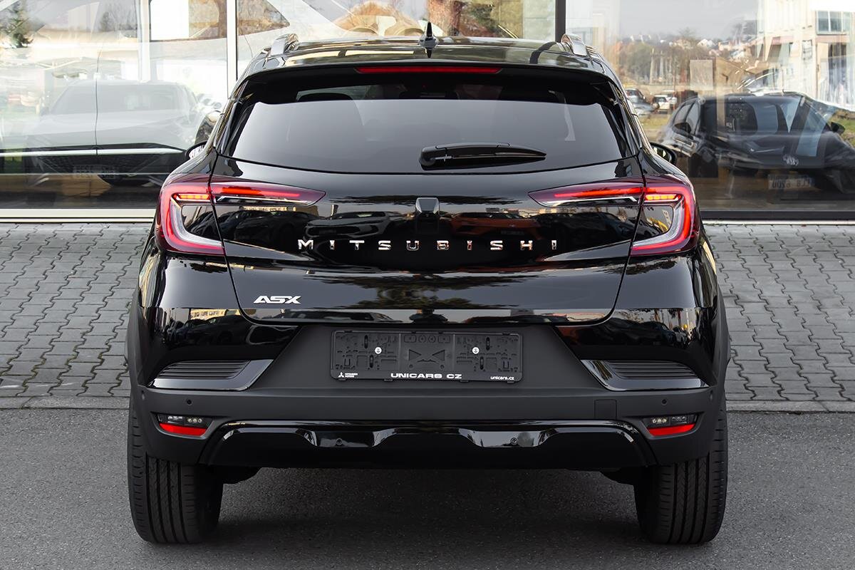 Mitsubishi ASX SUV / Terénní 1,3 l 104 kw