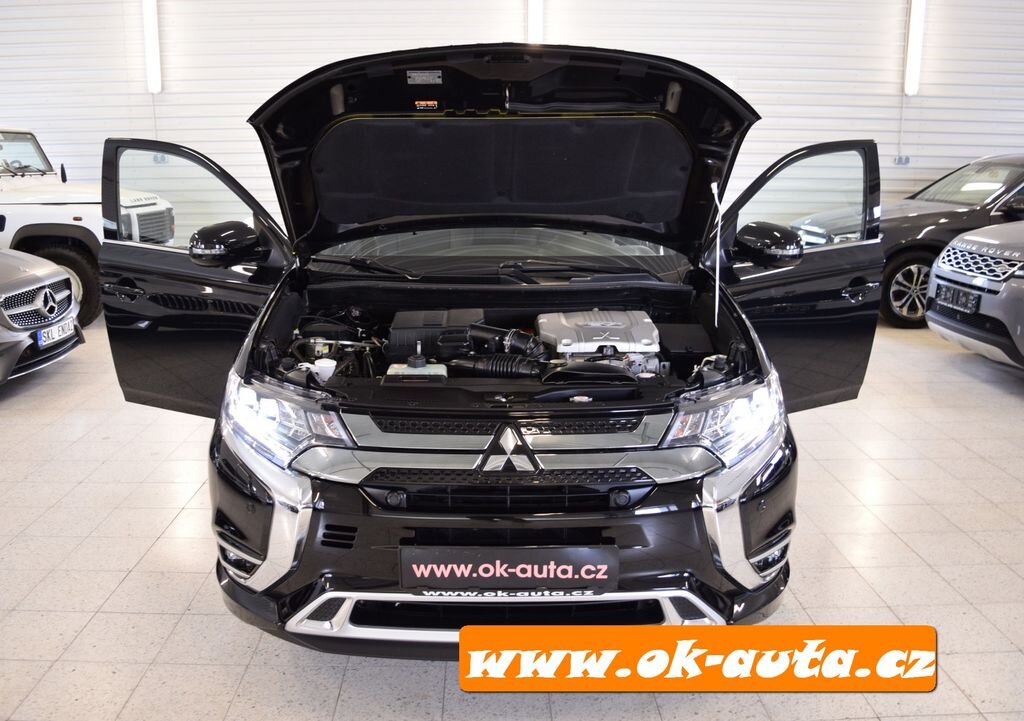 Mitsubishi Outlander SUV 0,0 0