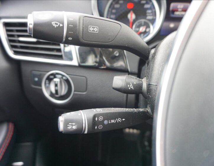 Mercedes-Benz GLE 19