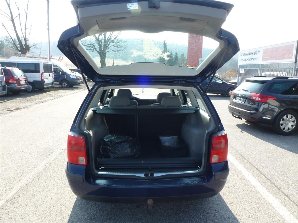 Volkswagen Passat Kombi 1,6 l 74 kw