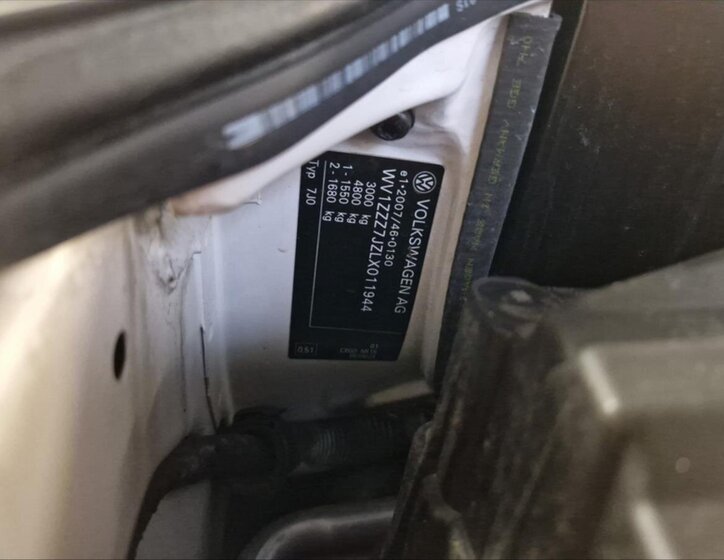 Volkswagen Transporter Valník 2,0 l 66 kw