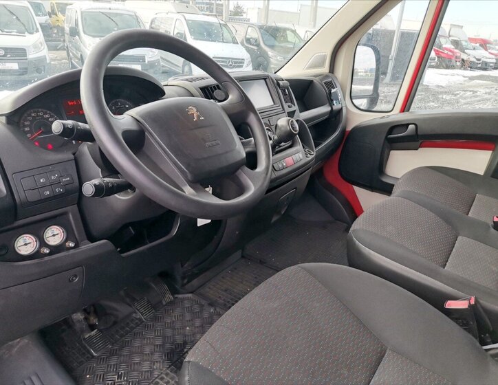 Peugeot Boxer 4