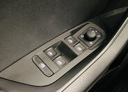 Škoda Karoq SUV / Terénní 1,5 l 110 kw