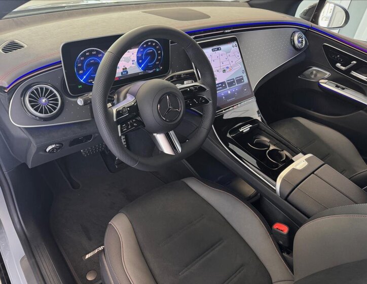 Mercedes-Benz EQE Sedan / Limuzína 0,0 235 kw