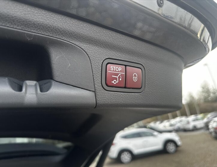 Mercedes-Benz GLE SUV / Terénní 2,0 l 143 kw