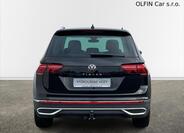 Volkswagen Tiguan 8