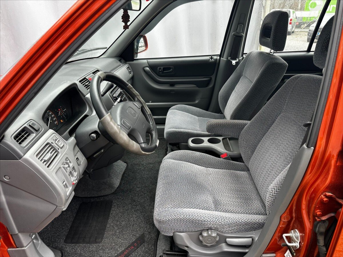 Honda CR-V Kombi 2,0 l 94 kw