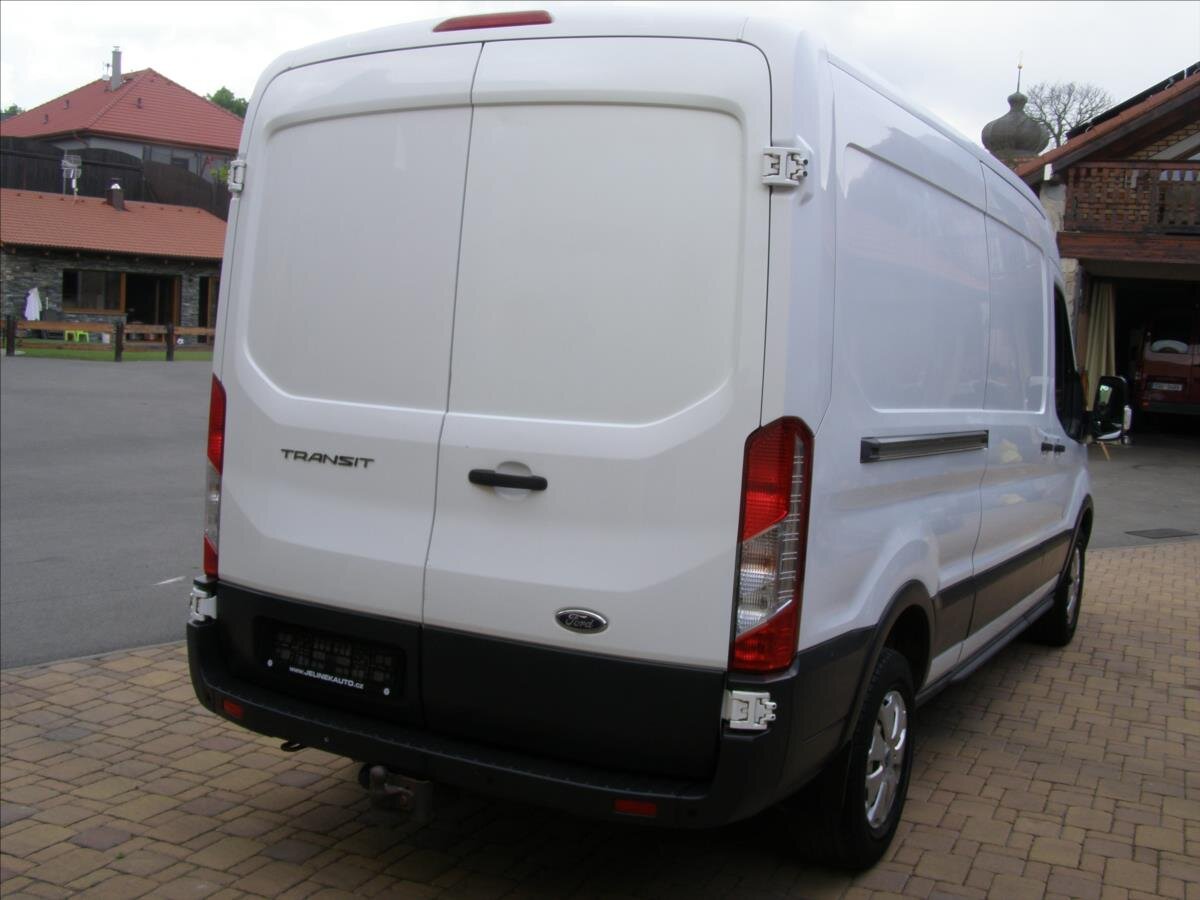 Ford Transit Kombi 2,2 l 92 kw