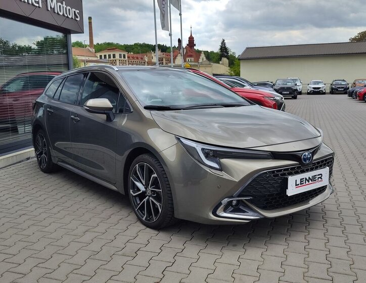 Toyota Corolla Kombi 2,0 l 144 kw